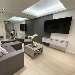High-End 2Br Condo Boracay Tower - Azure Residences Near Manila Airport