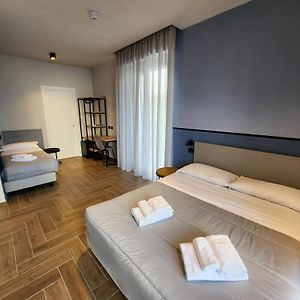 Global Hotel
